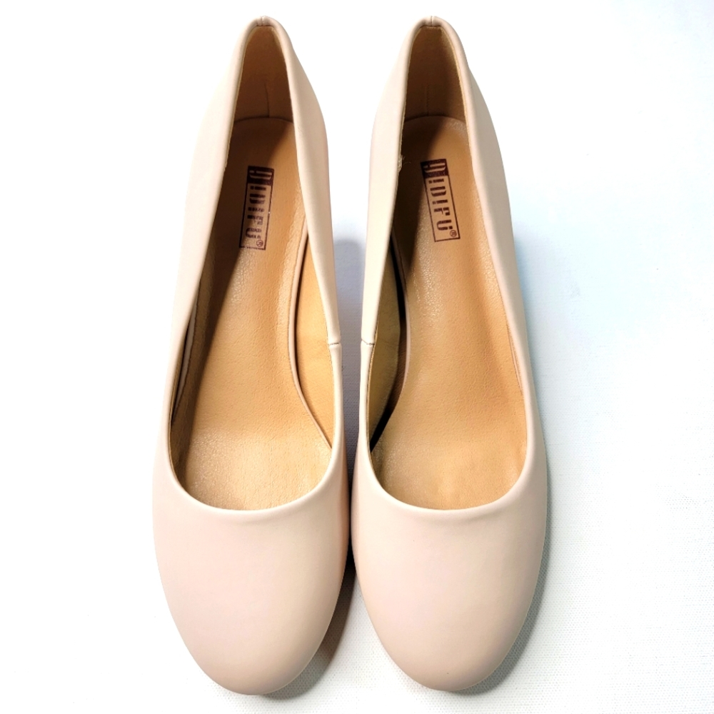 IDIFU Women's Dress Pumps 2 Inch Kitten Heel Round Toe Nude Size 8.5 - Picture 2 of 10